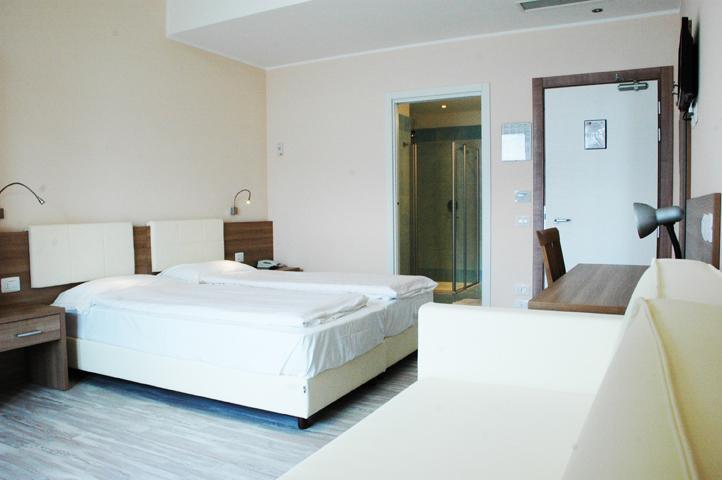 Hotel Garni Vela D'Oro 브렌조네 술 가르다 외부 사진